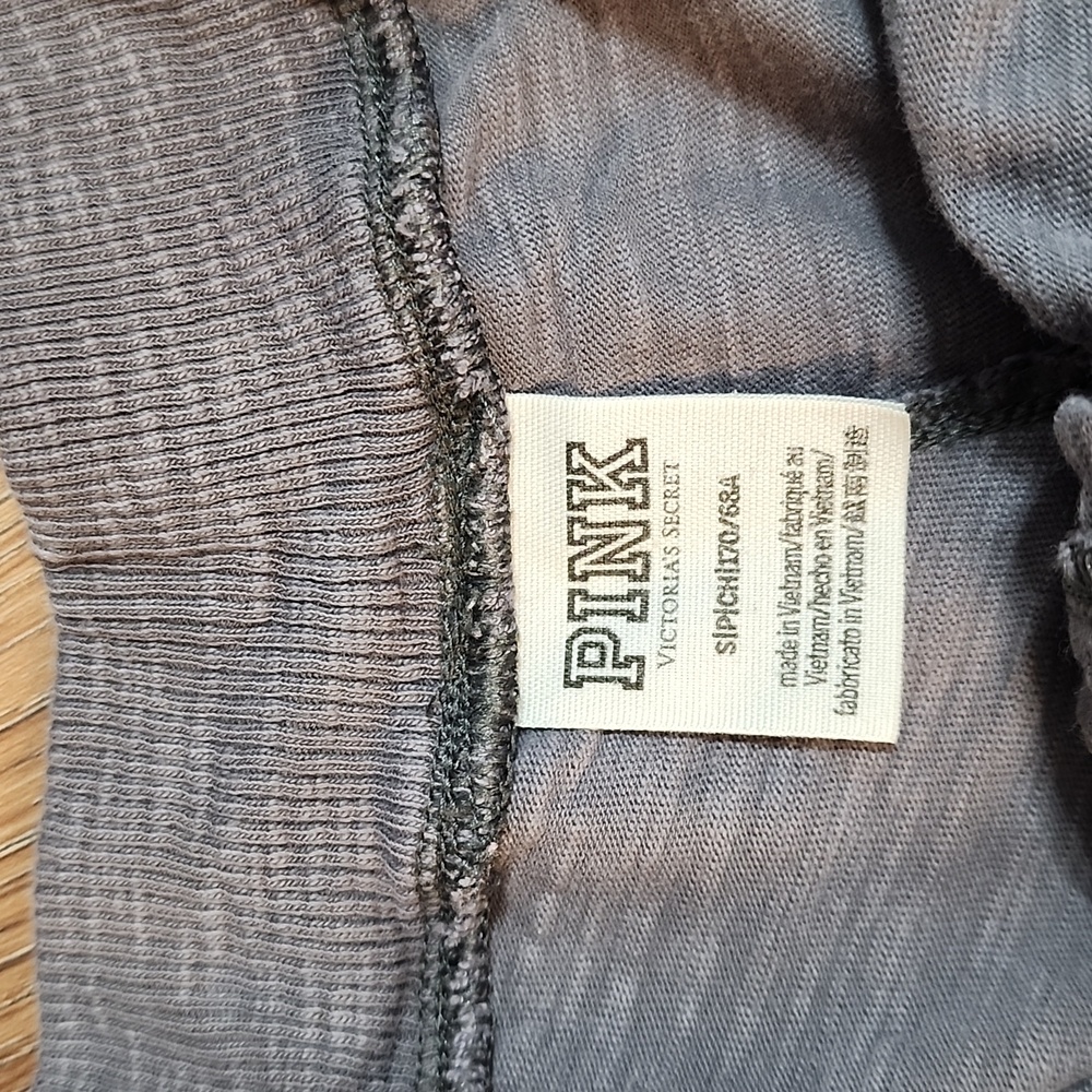 Victoria's Secret Shorts - Picture 3 of 3